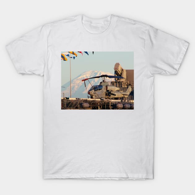 AH-1Z Huey Cobra Attack Helicopter with Mt. Rainier T-Shirt by acefox1